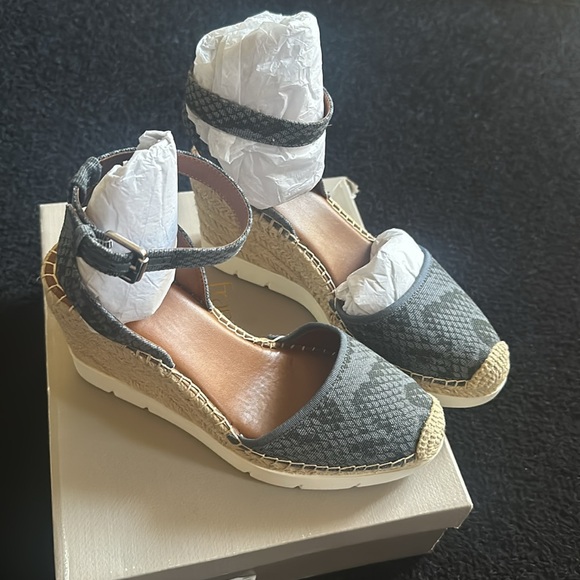 🆕Women Franco Sarto Denim Espadrille Wedge Sandals Size 7.5 - Picture 10 of 12